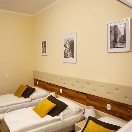 Expolis - Center Główny Mtp Reception 24h 3*