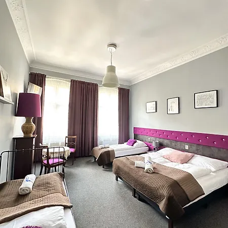 Casa de hóspedes Expolis - Center Główny Mtp Reception 24h Poznań