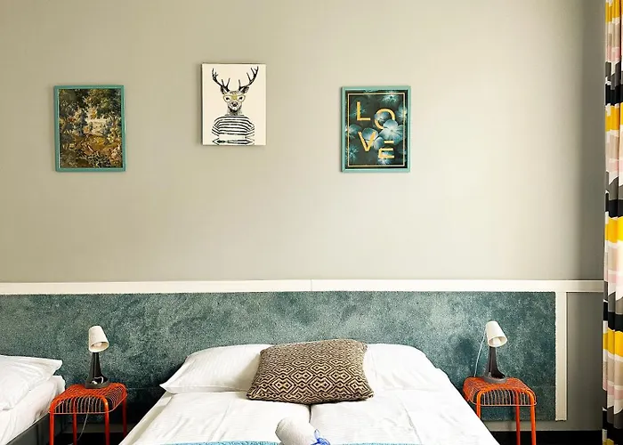 Expolis - Center - 24h Glowny #betterthanyourex Гостевой дом 3*