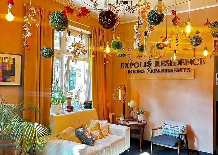 Expolis - Center - 24h Glowny #betterthanyourex 3* Познань