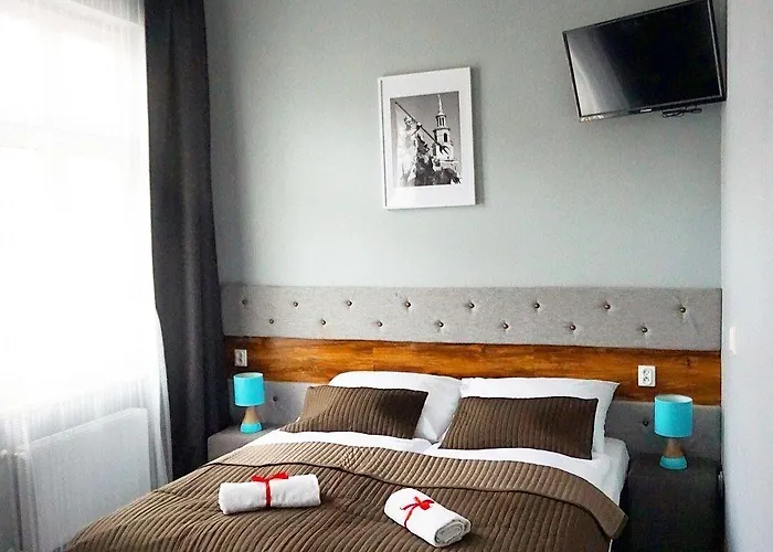 Expolis - Center - 24h Glowny #betterthanyourex Гостевой дом Познань