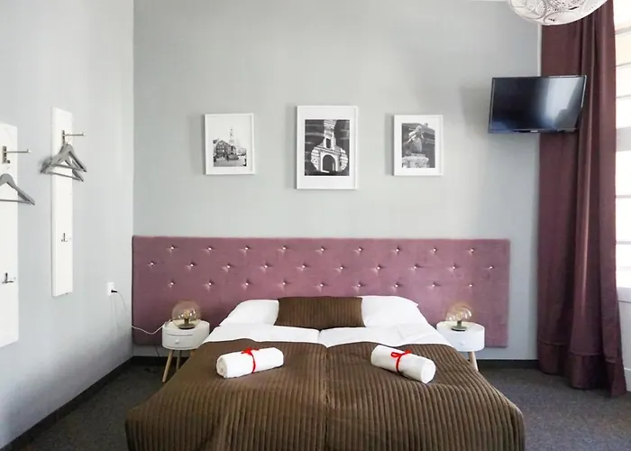 Гостевой дом Expolis - Center - 24h Glowny #betterthanyourex 3*