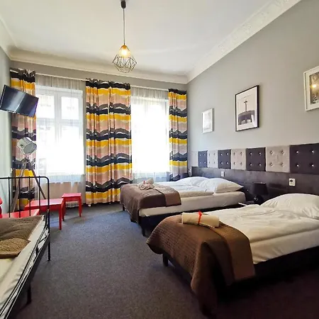 Expolis - Center - 24h Glowny #betterthanyourex Guest house Poznan