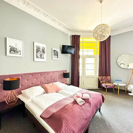 Expolis - Center Główny Mtp Reception 24h 3* Poznan