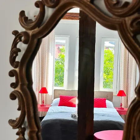 Expolis - Center Mtp Targi - 24h #betterthanyourex Guest house 3*