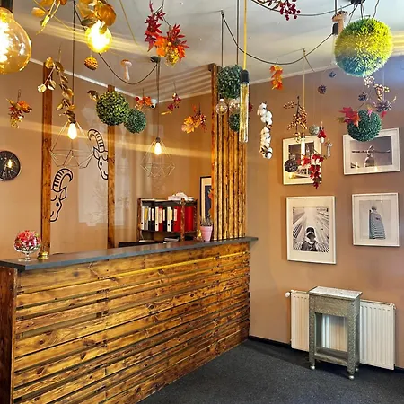 Expolis - Center - 24h Glowny #betterthanyourex Pensjonat