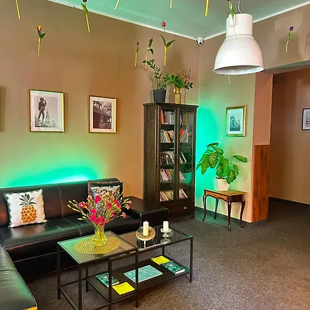 Pensión Expolis - Center Główny Mtp Reception 24h 3*