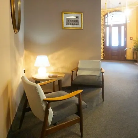 בית הארחה Expolis - Center - 24h Glowny #betterthanyourex