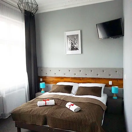 Expolis - Center - 24h Glowny #betterthanyourex Guest house Poznan