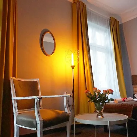 Expolis - Center - 24h Glowny #betterthanyourex Guest house Poznan