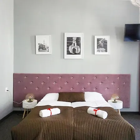 Guest house Expolis - Center - 24h Glowny #betterthanyourex 3*