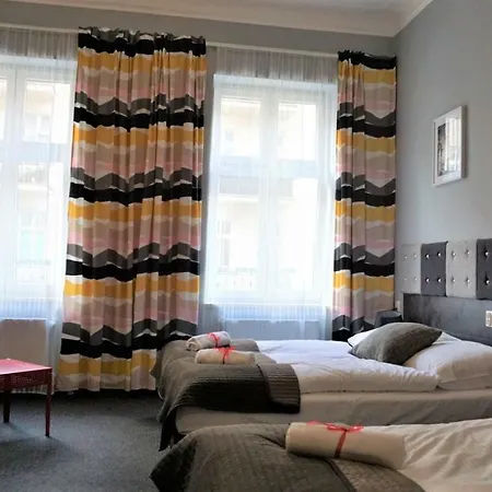 Expolis - Center - 24h Glowny #betterthanyourex Guest house 3*
