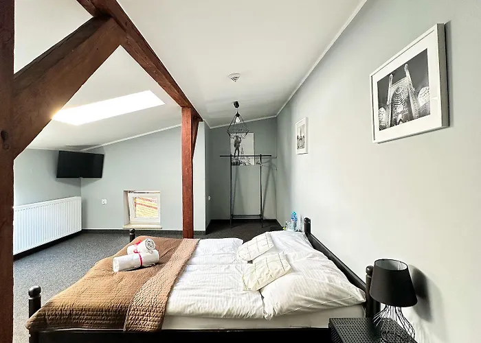 Expolis - Center Główny Mtp Reception 24h 3* Poznan